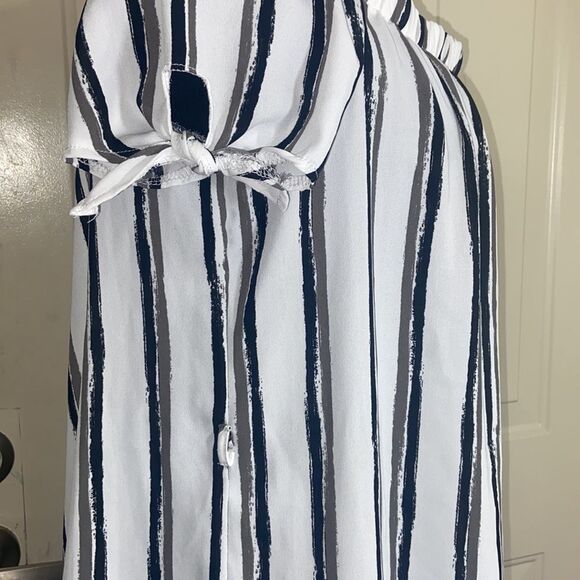 H&M Women Blouse Size M L Apparently Belt Not Included - Picture 5 of 10
